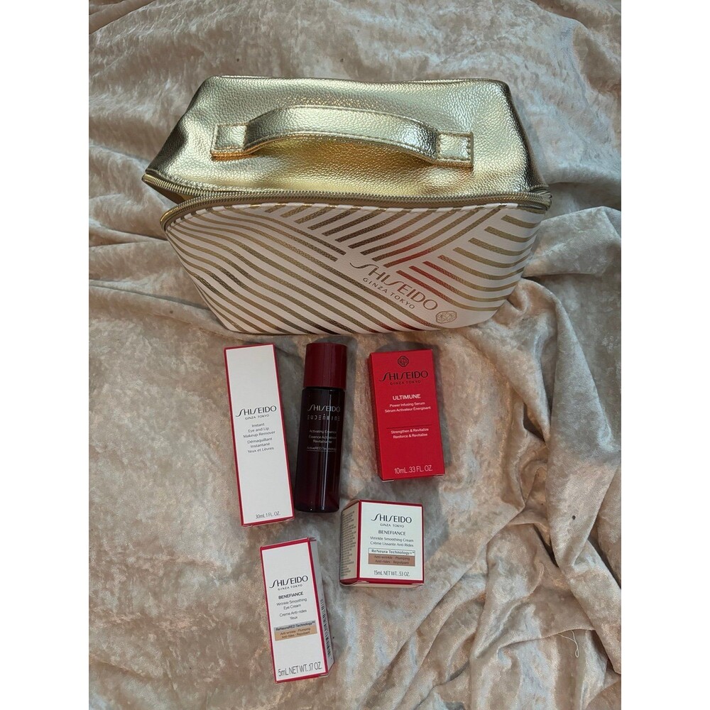 Shiseido skincare set of 5 plus bag